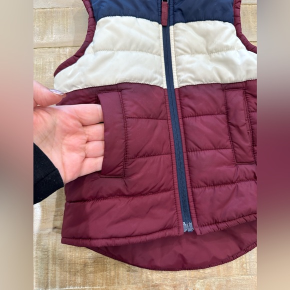 Children’s Place boys toddler vest colorblock puffer jacket - Picture 10 of 10